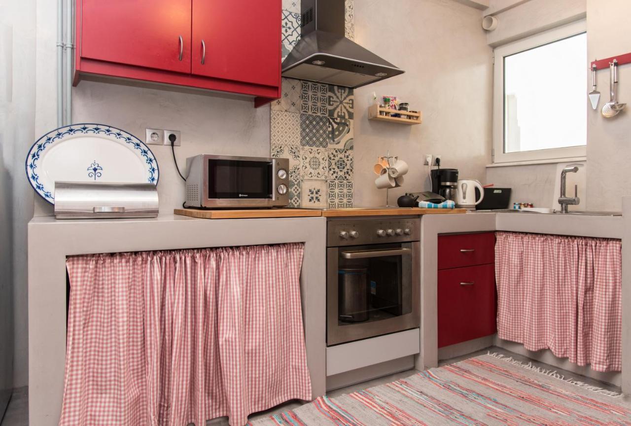 2 Bedroom Apartment At The Historical Center, View To Acropolis Athens Exterior photo